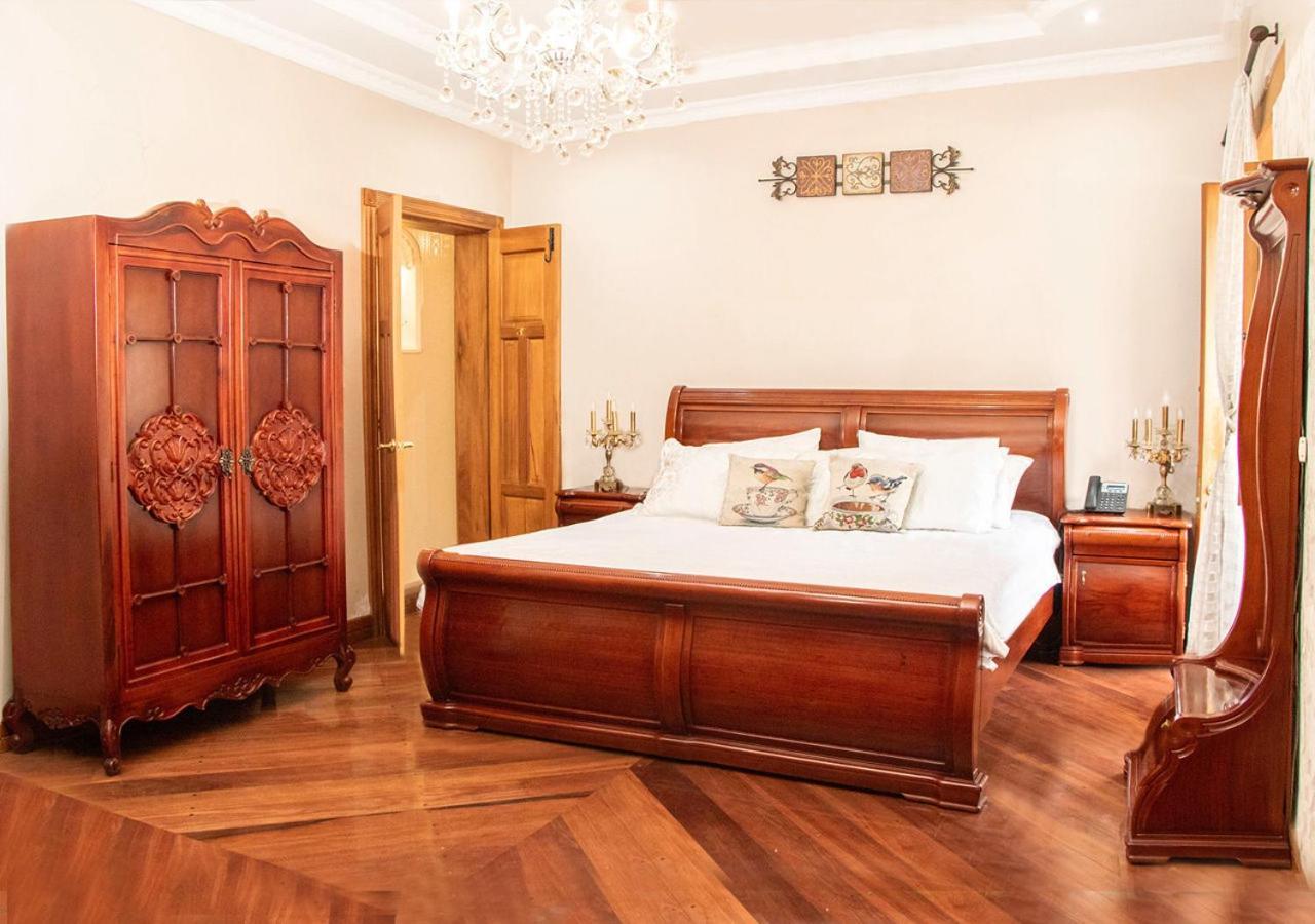 Hotel Boutique Casa Ruth En 昆卡 外观 照片